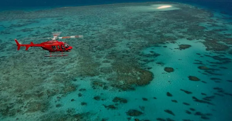 Port Douglas: Great Barrier Reef 30-Minute Helicopter Flight — helicopter tour in Cairns