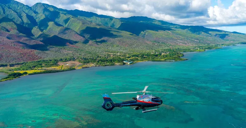 3-Island Hawaiian Odyssey Helicopter Flight — helicopter tour in Maui