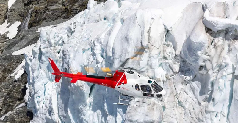 Glacier Explorer & Earnslaw Burn Helicopter Flight — helicopter tour in Queenstown