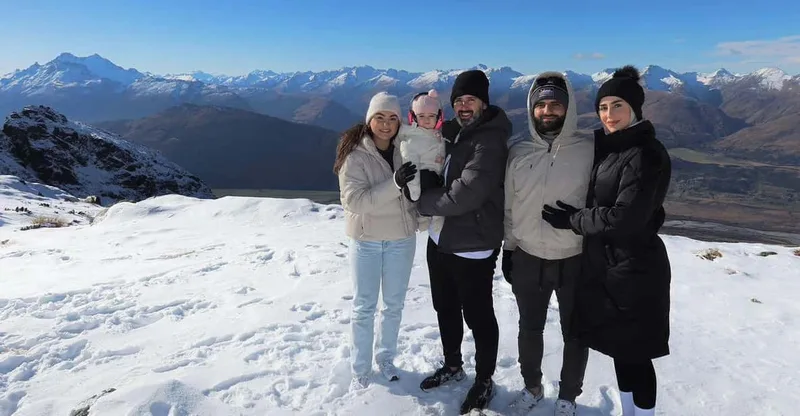 Queenstown Helicopter Flight with Snow Landing | 30 mins — helicopter tour in Queenstown