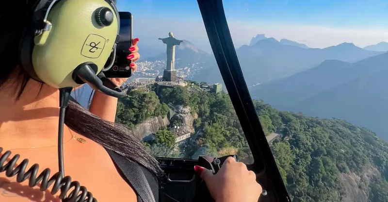 Christ the Redeemer Helicopter Experience — helicopter tour in Rio de Janeiro